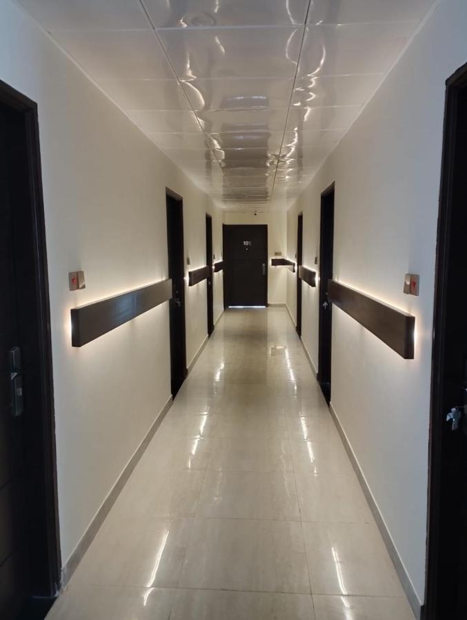 White Park Hotel & Suites Chittagong Exterior photo