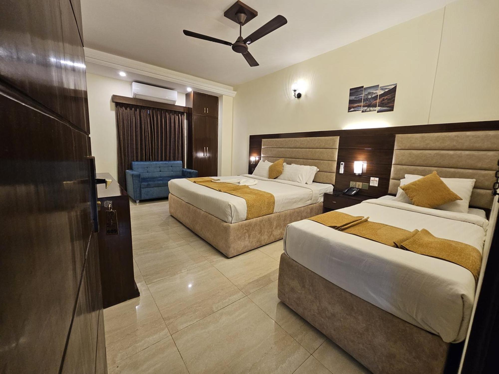 White Park Hotel & Suites Chittagong Exterior photo